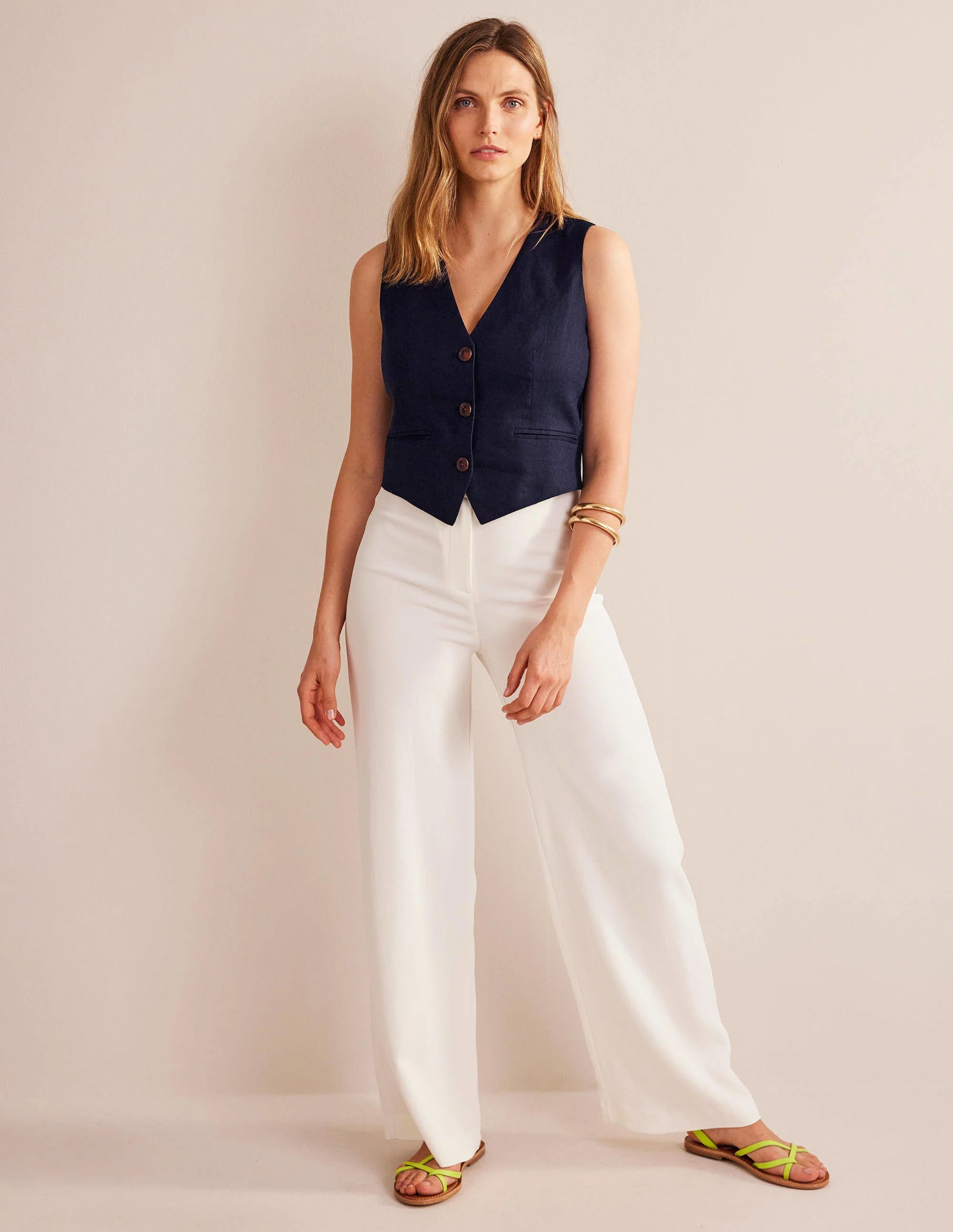 Linen V-Neck Waistcoat-Navy - Image 4
