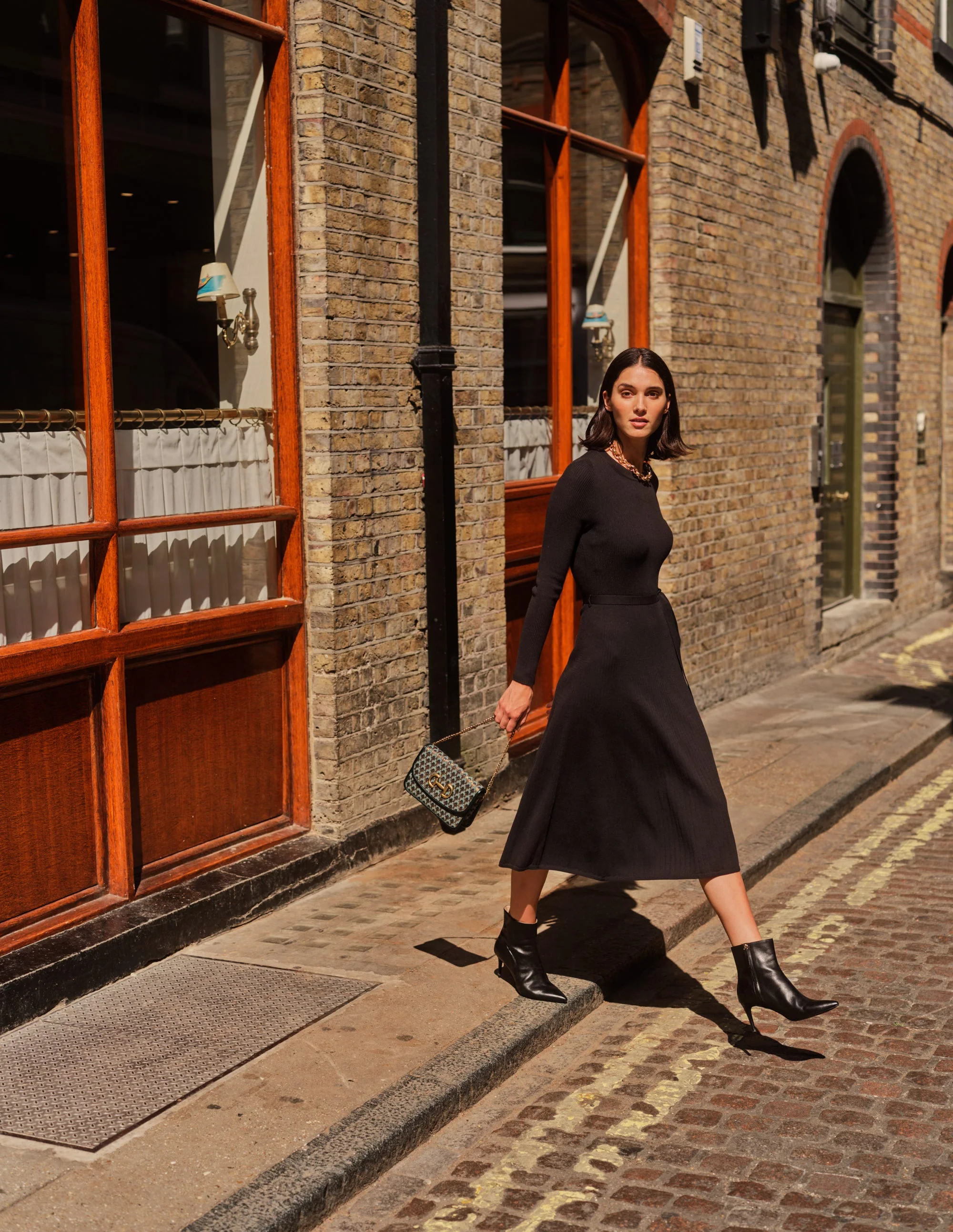Lola Knitted Midi Dress-Black - Image 5