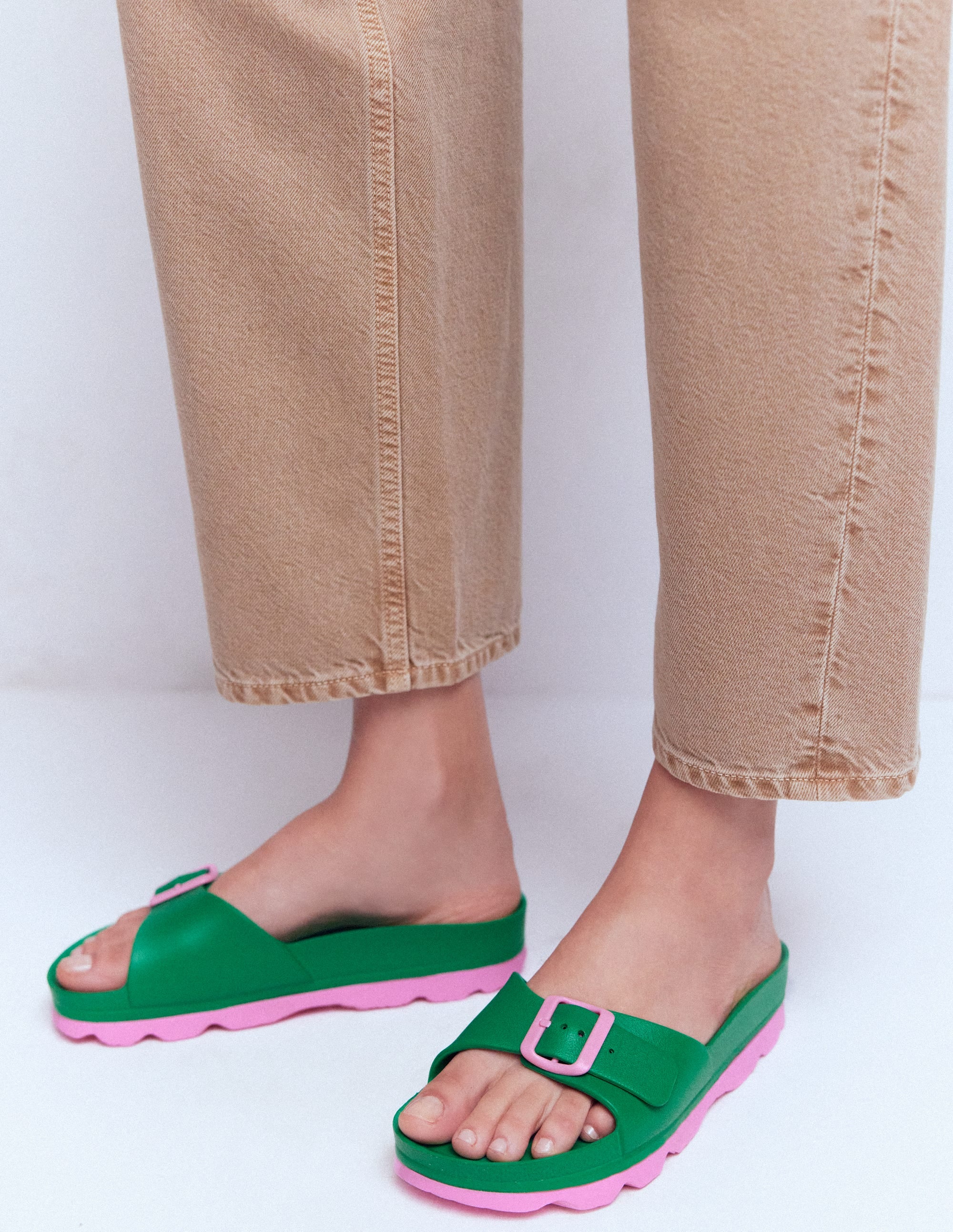 Lyla Single Buckle Sliders-Green/Pink - Image 2