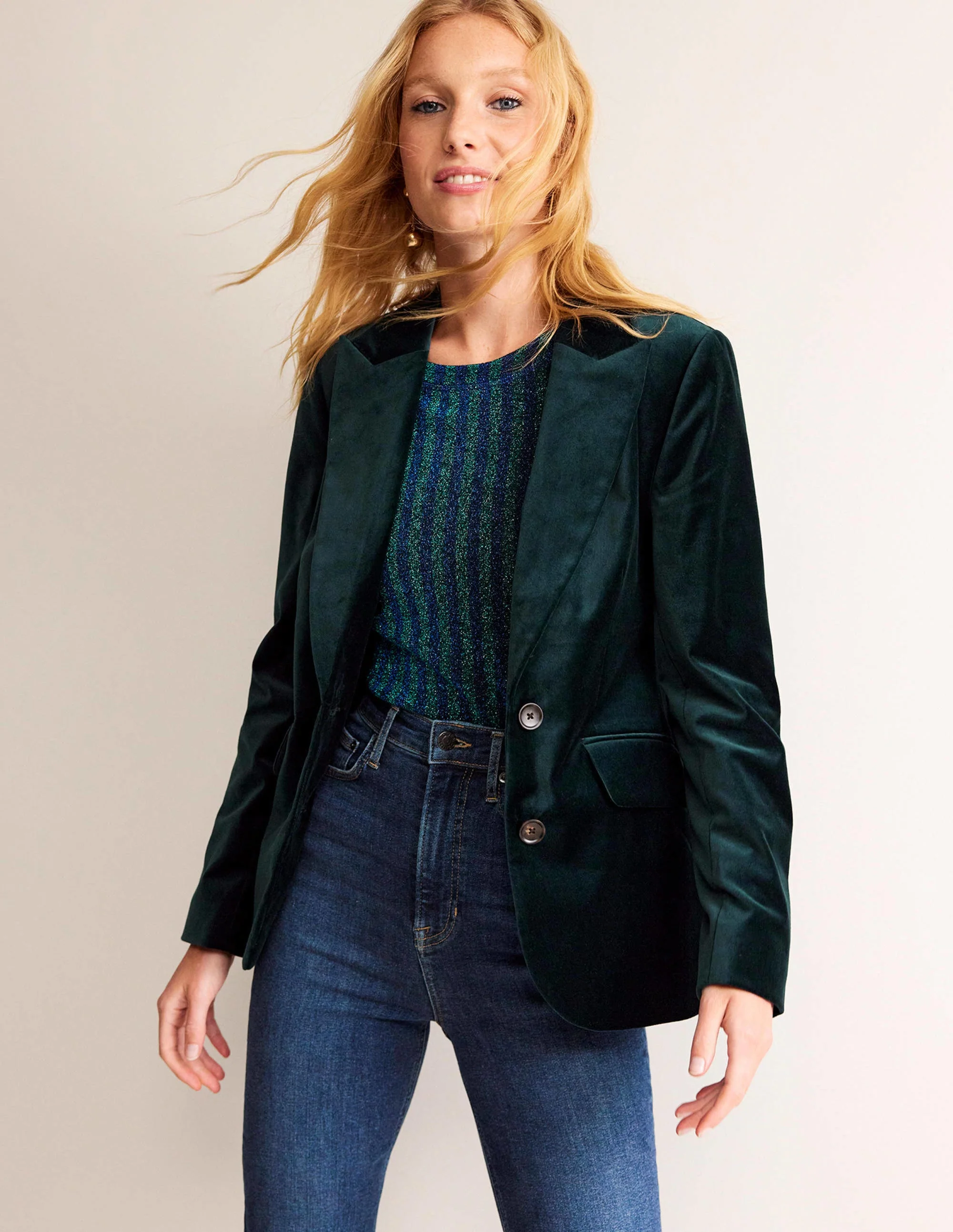 Marylebone Velvet Blazer-Trekking Green - Image 4