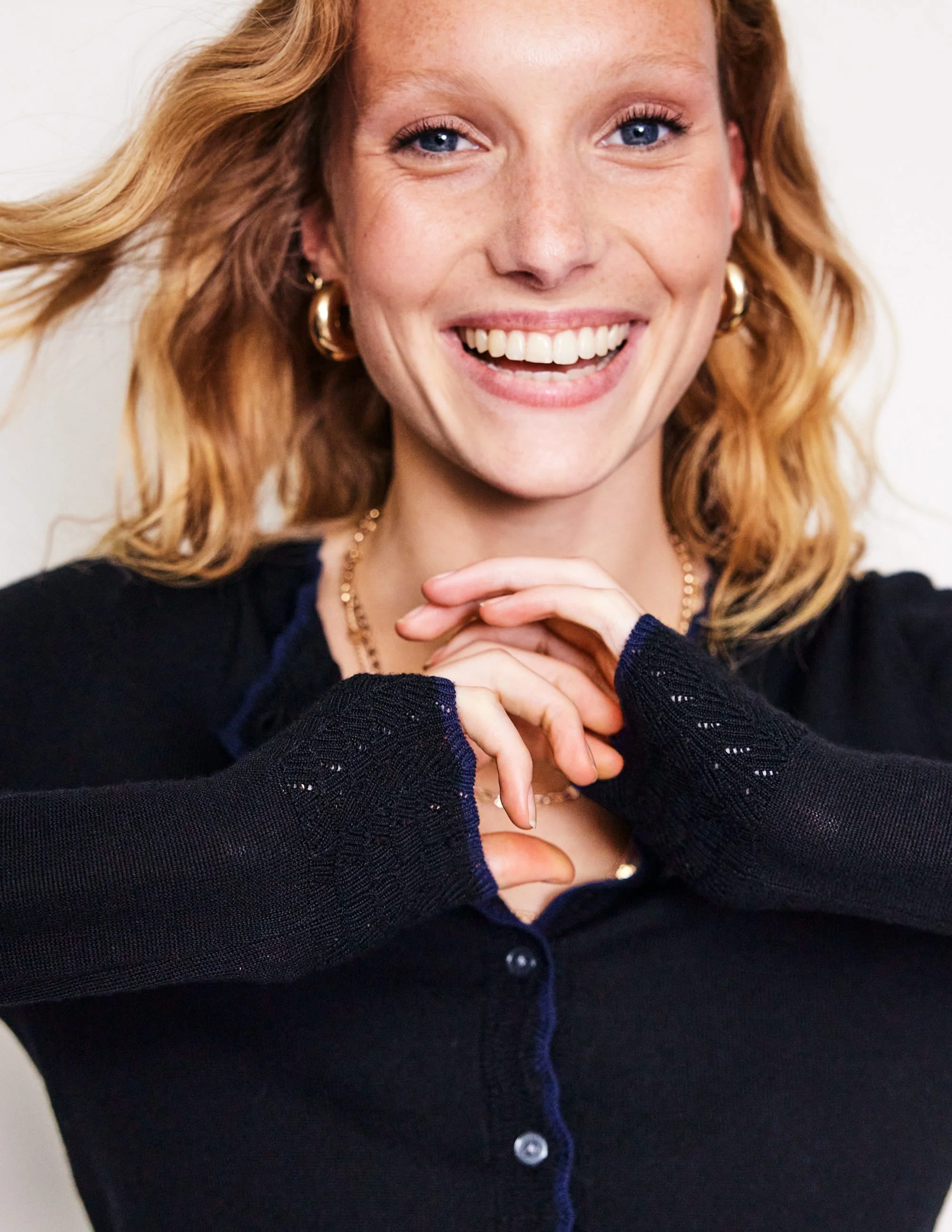 Merino Scalloped Cardigan-Black - Image 3