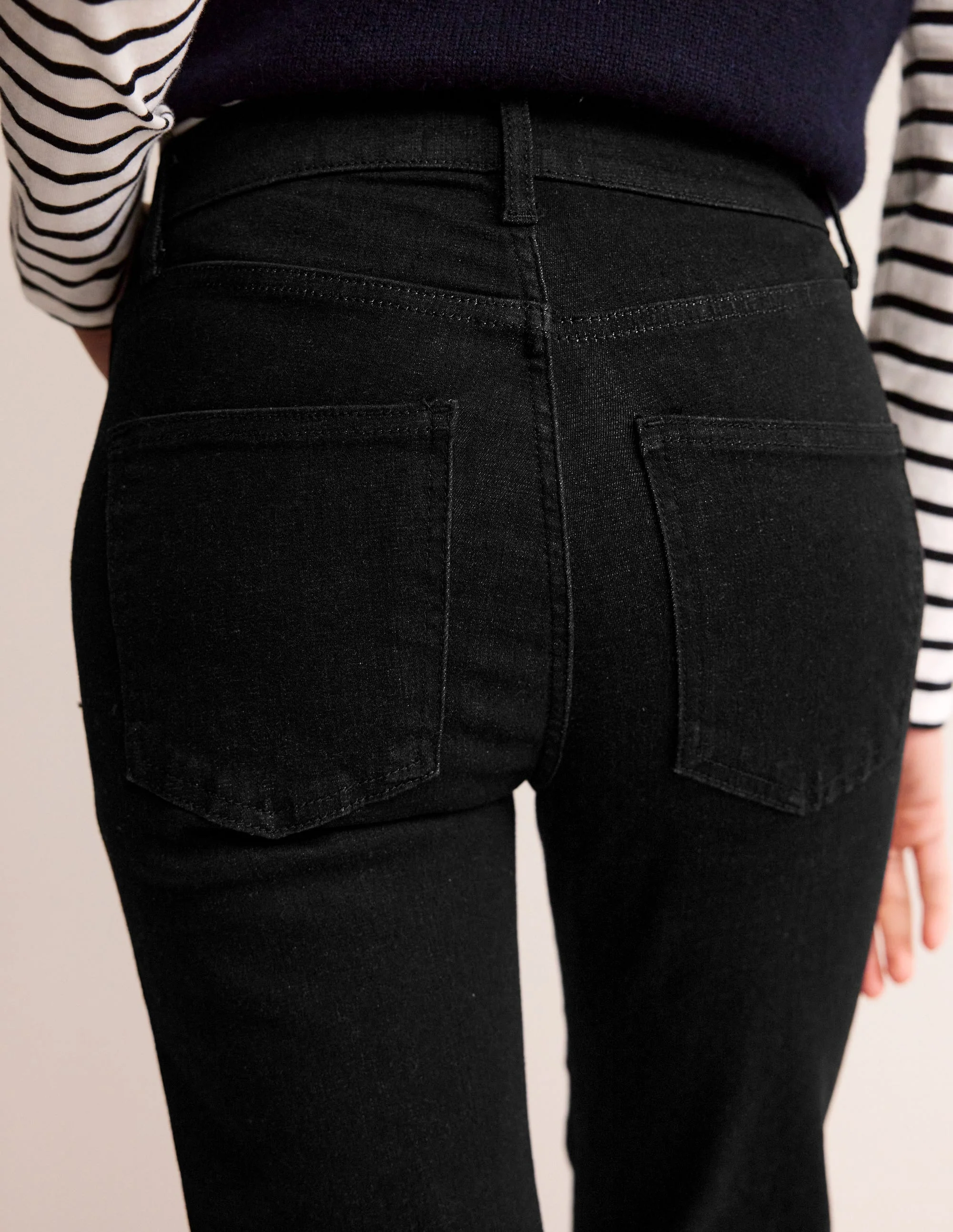 Mid Rise Slim Leg Jeans-Black - Image 2