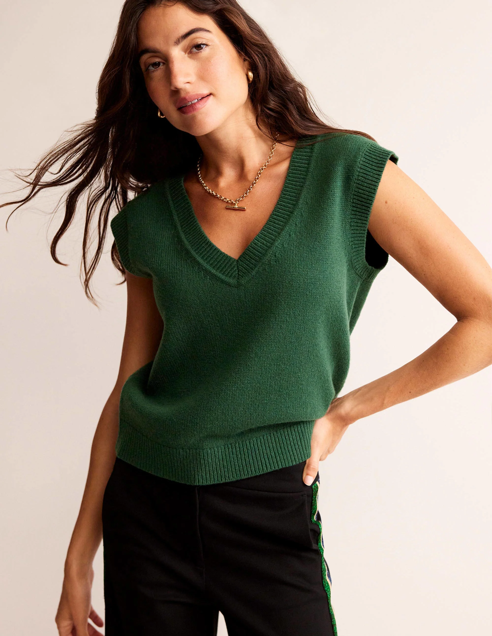 Olivia Merino Vest-Chatsworth Green