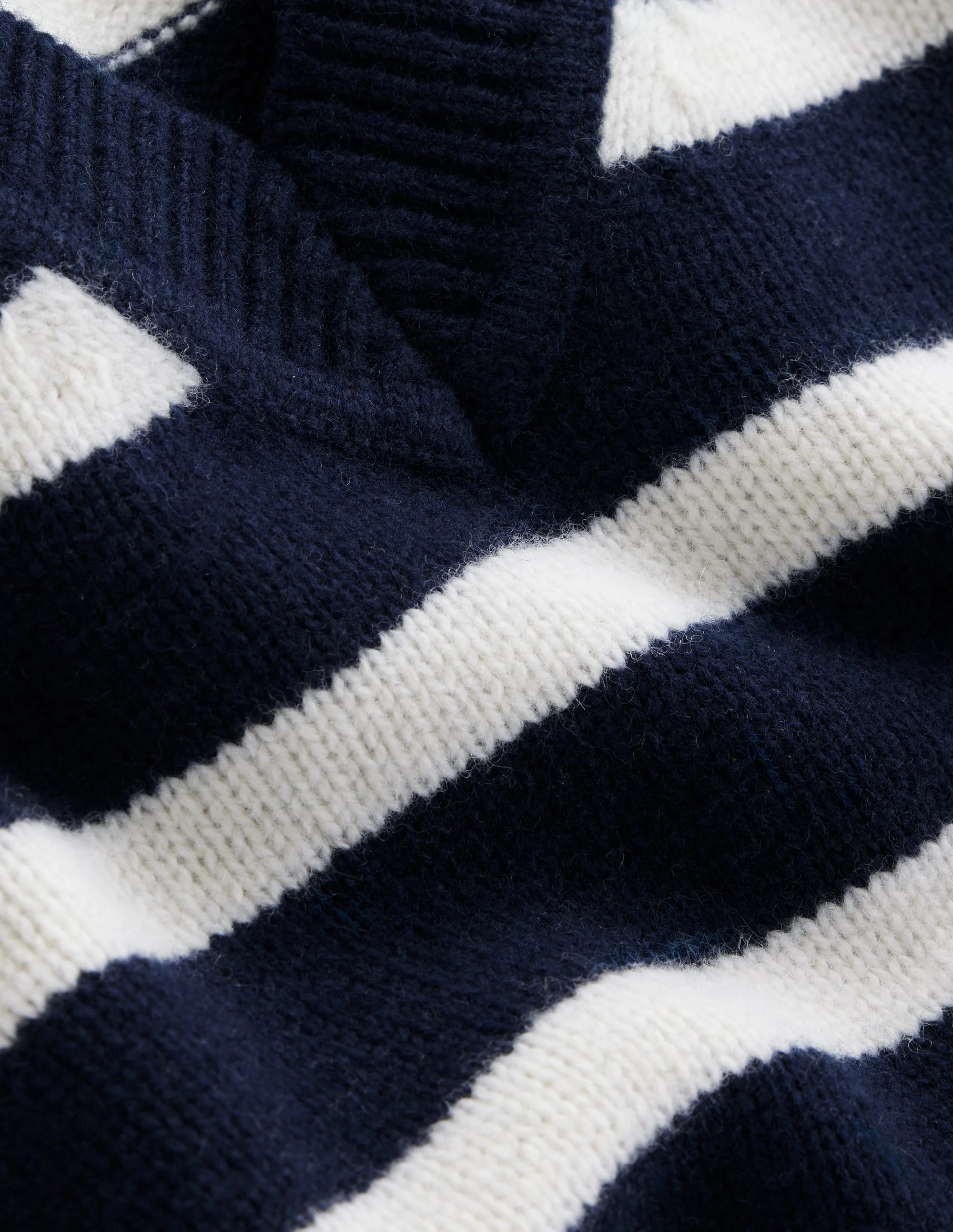 Olivia Merino Vest-Navy, Ivory - Image 8