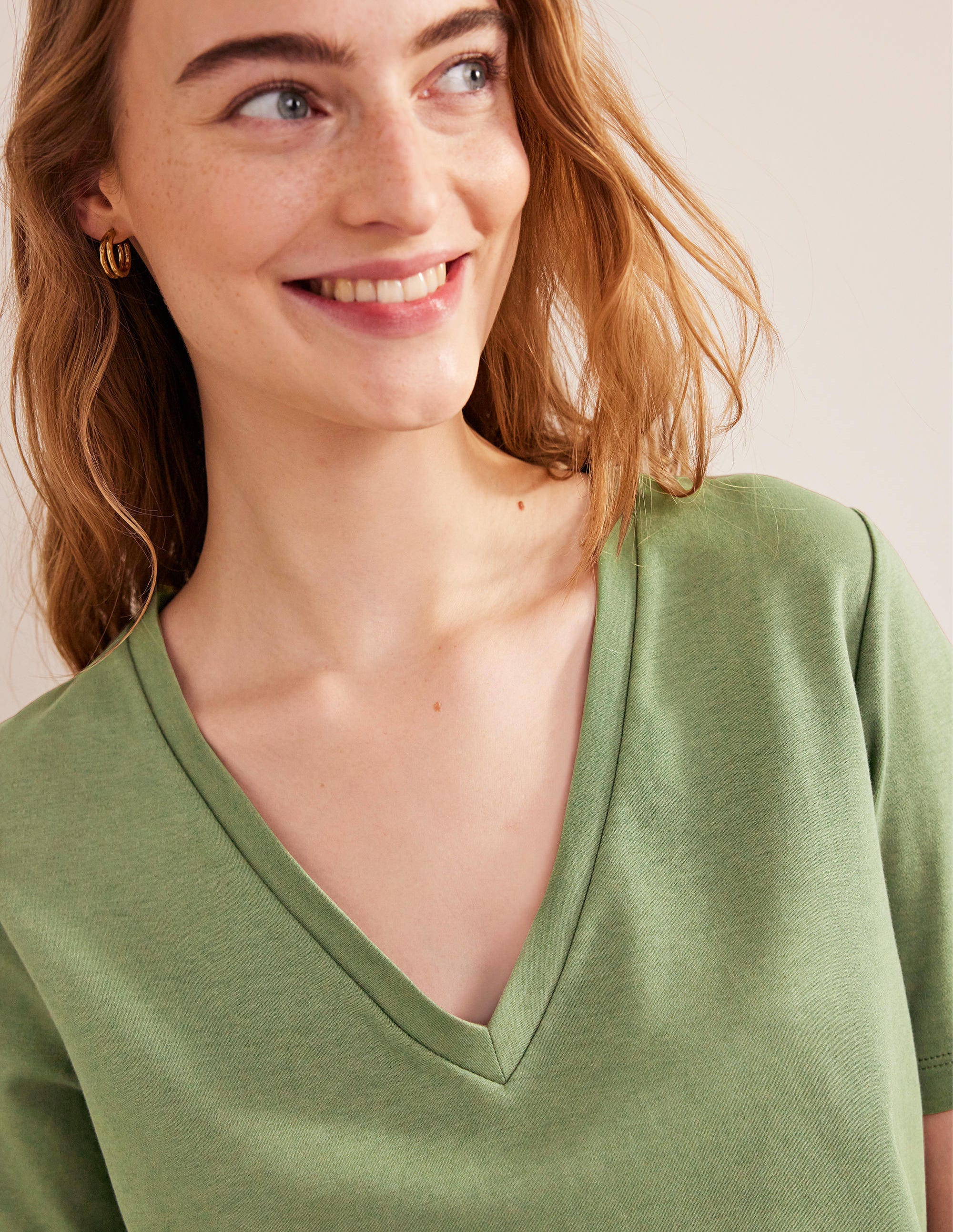 Perfect V-Neck T-Shirt-Spruce - Image 2