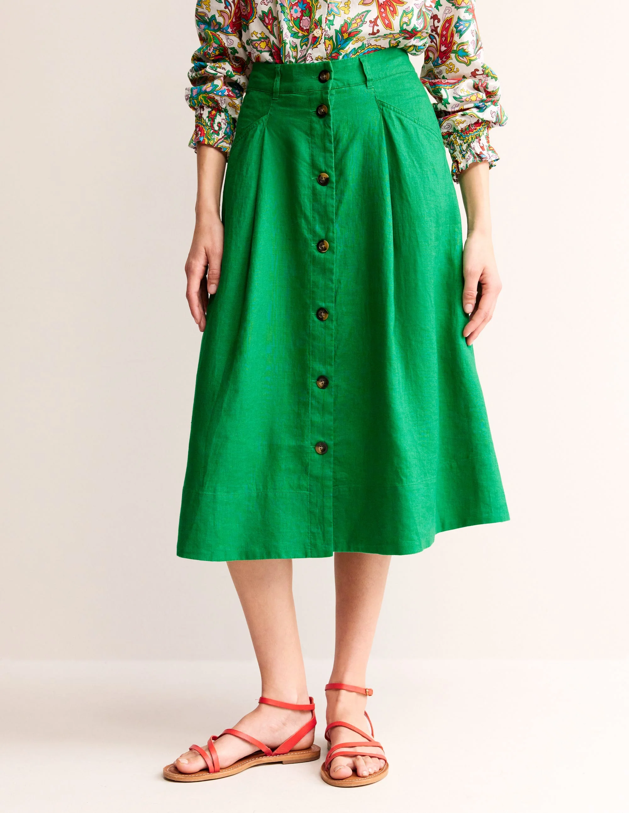 Petra Linen Midi Skirt-Green Tambourine - Image 4