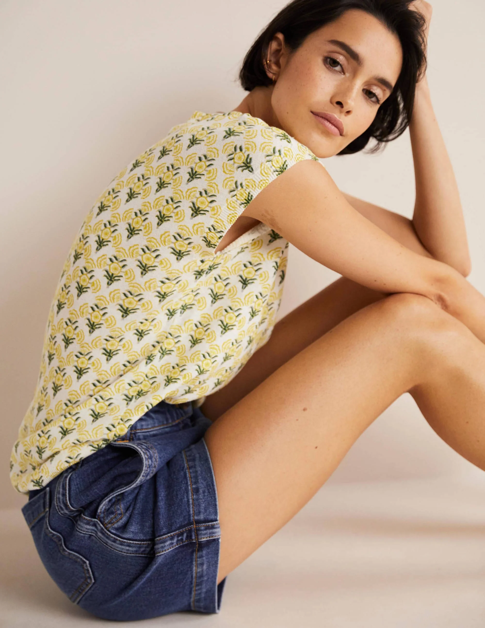 Printed Crew Neck Knitted Tank-Olive Oil, Poppy Geo - Image 4