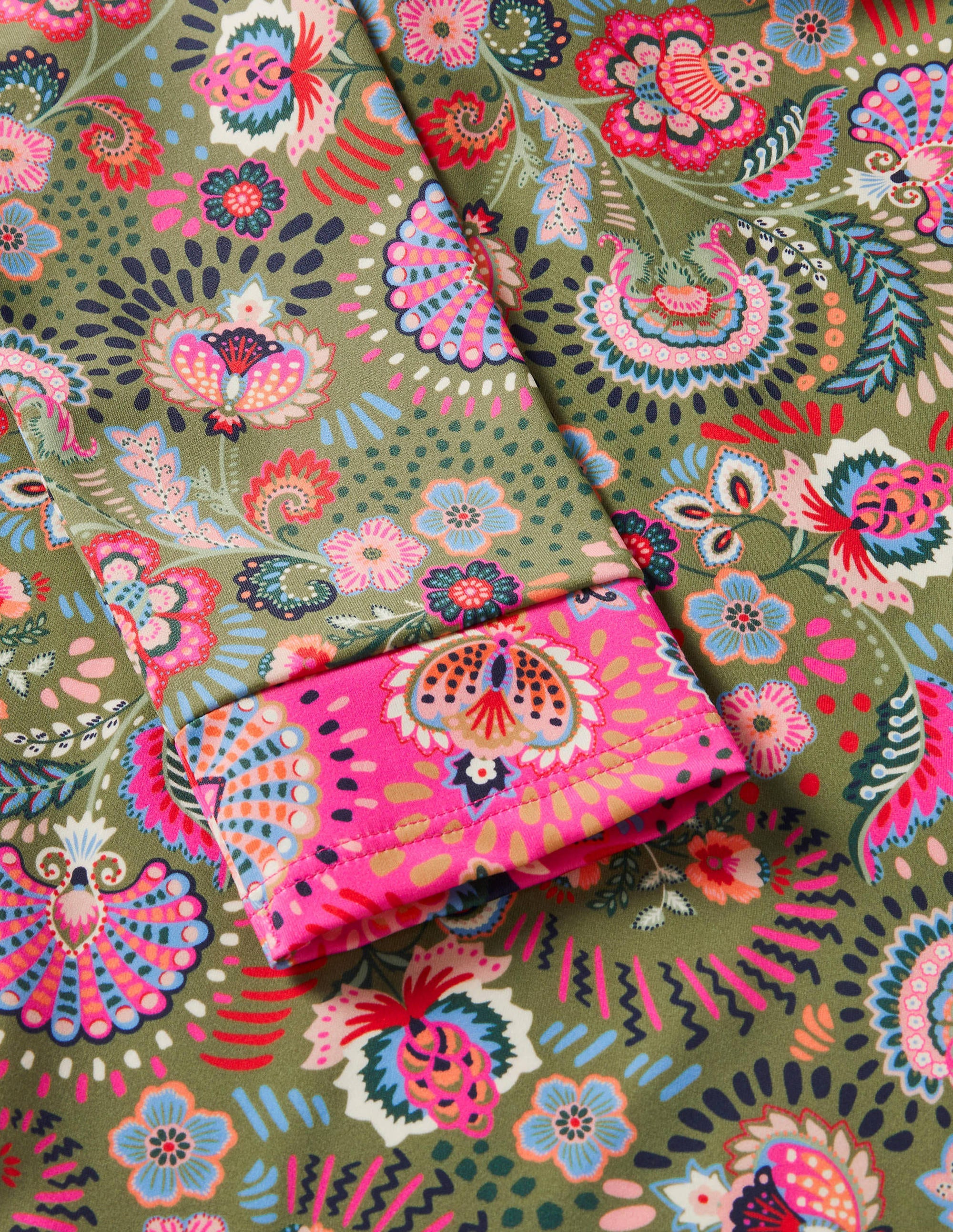 Rash Guard-Pea, Decorative Meadow - Image 5