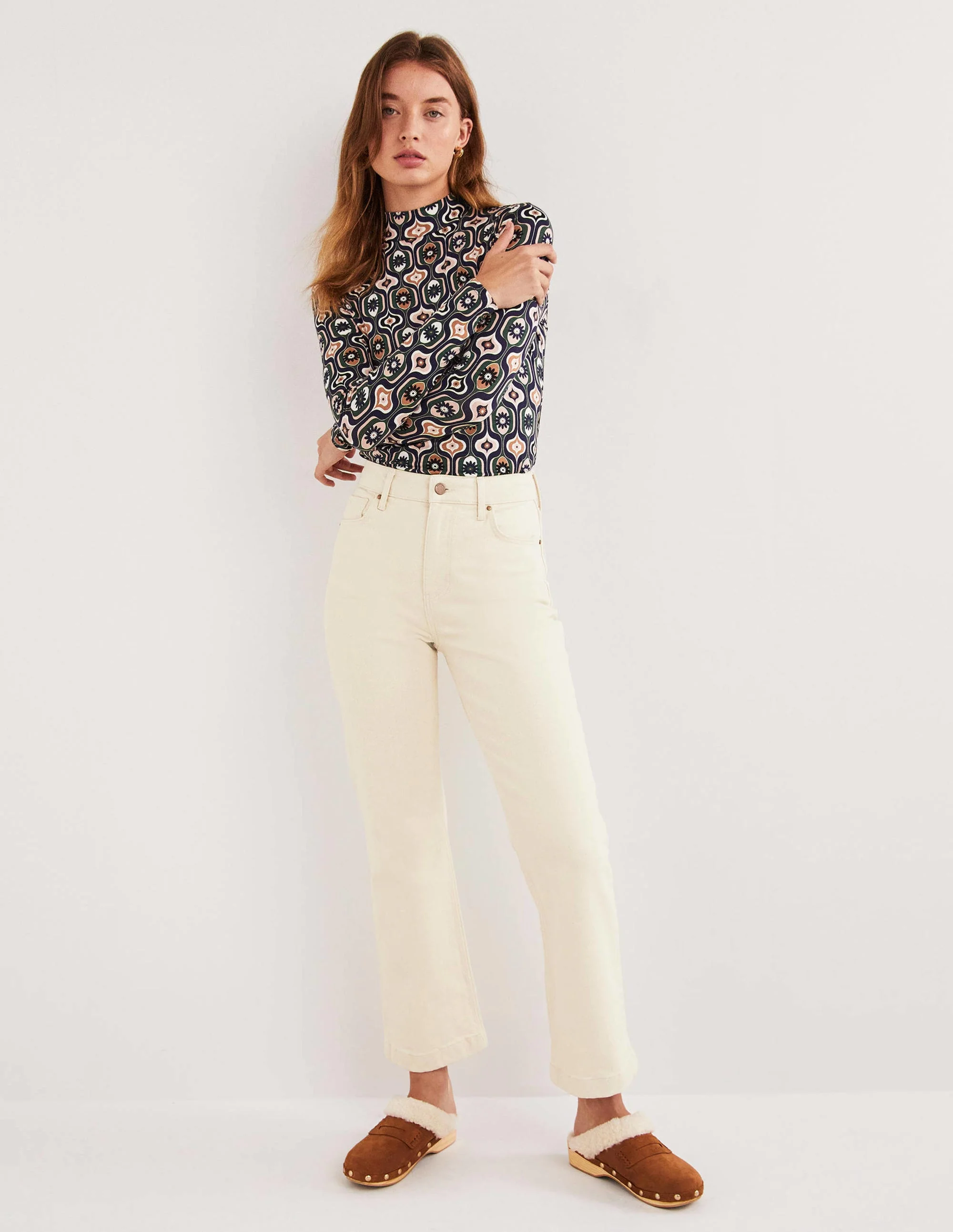Rigid Cropped Flare Jeans-Ecru