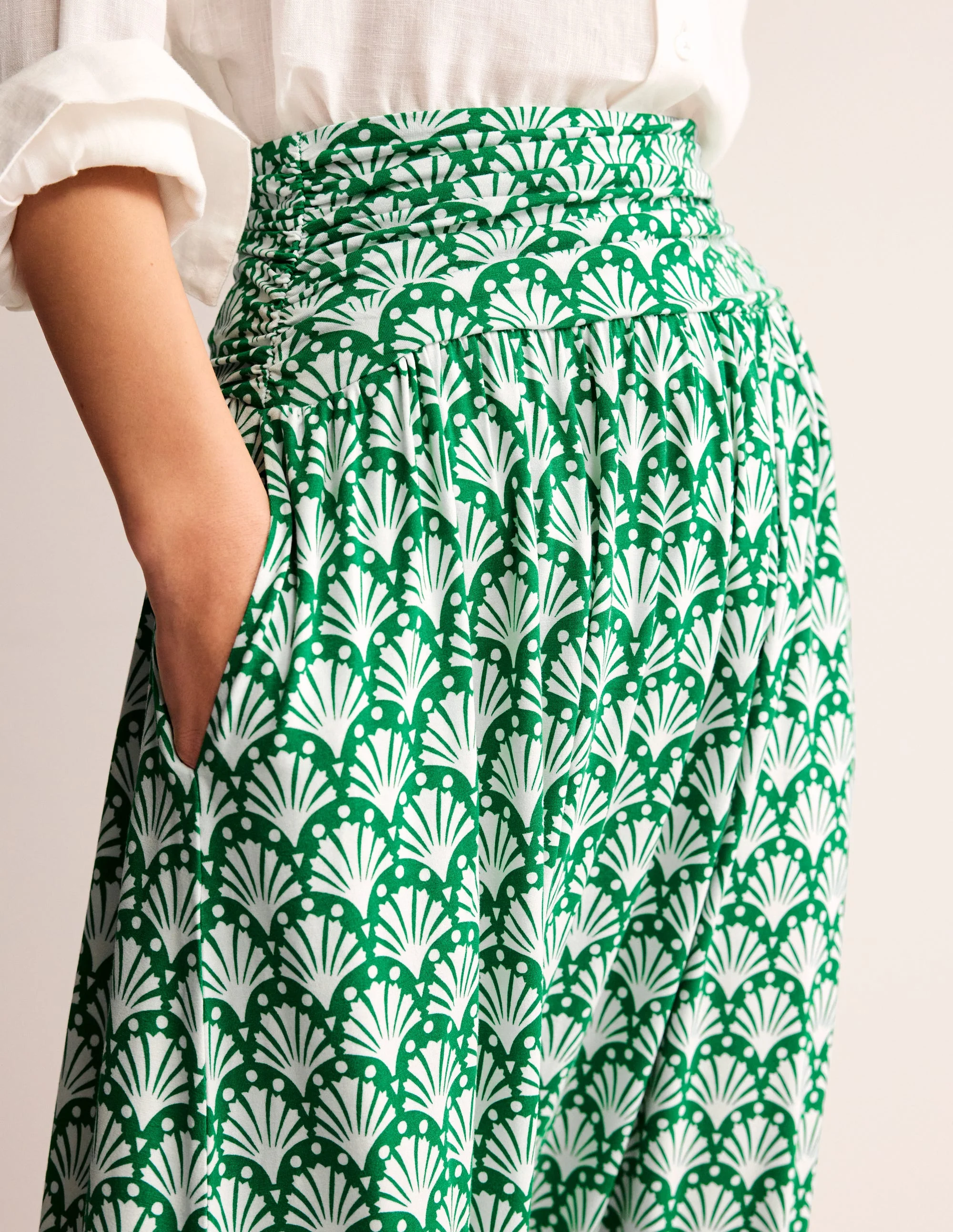 Rosaline Jersey Skirt-Green Tambourine, Shells - Image 2