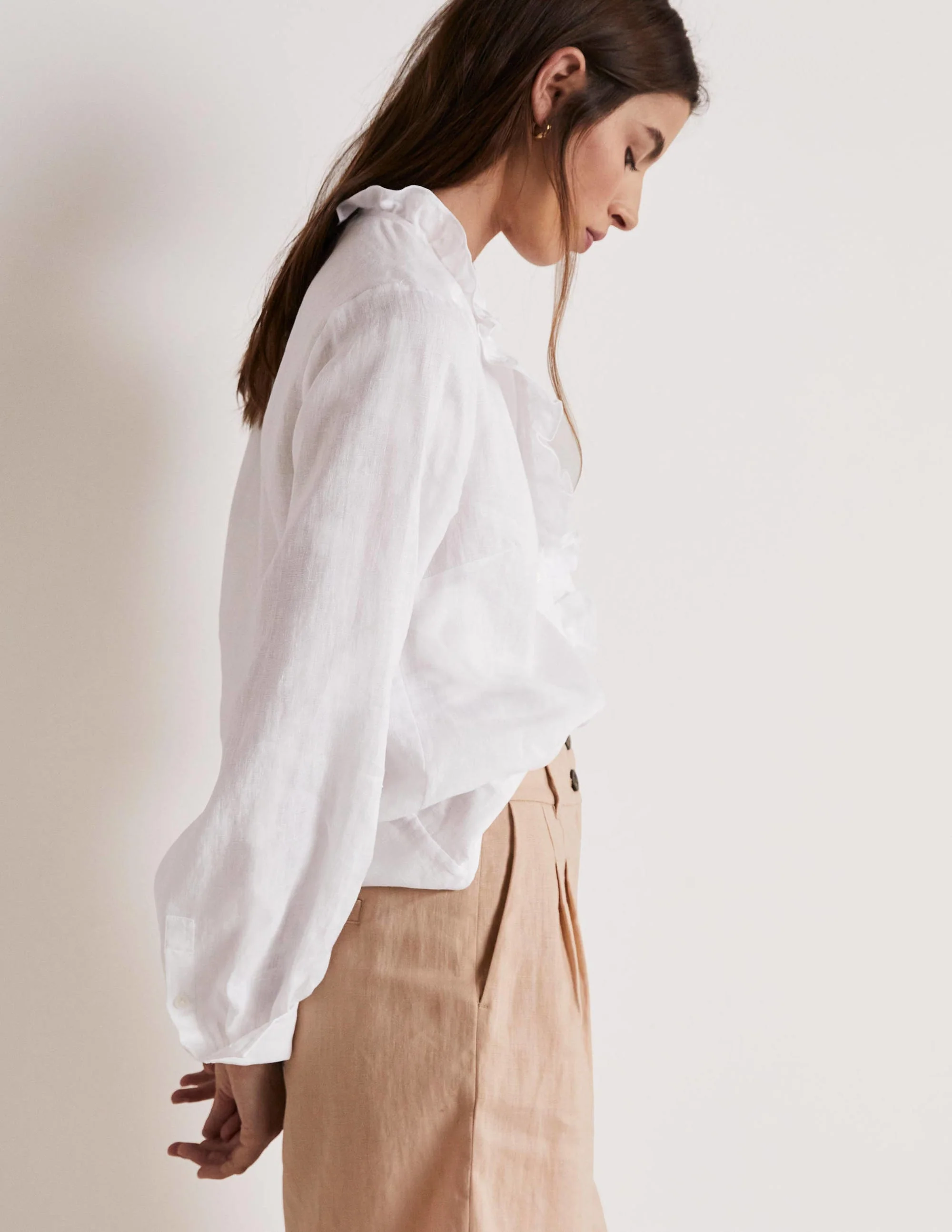 Ruffle Linen Popover Blouse-White - Image 11