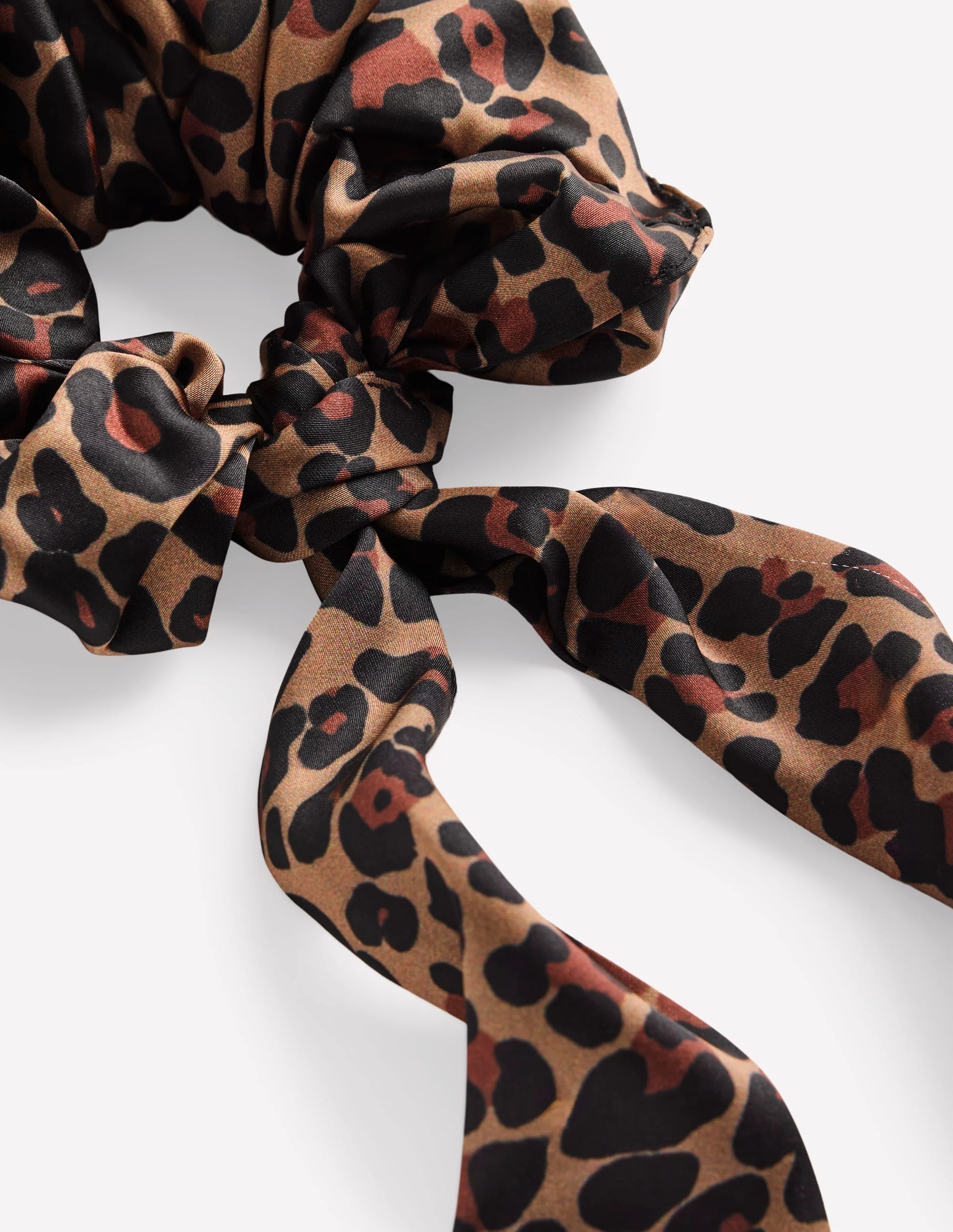 Scarf Scrunchie-Leopard - Image 3