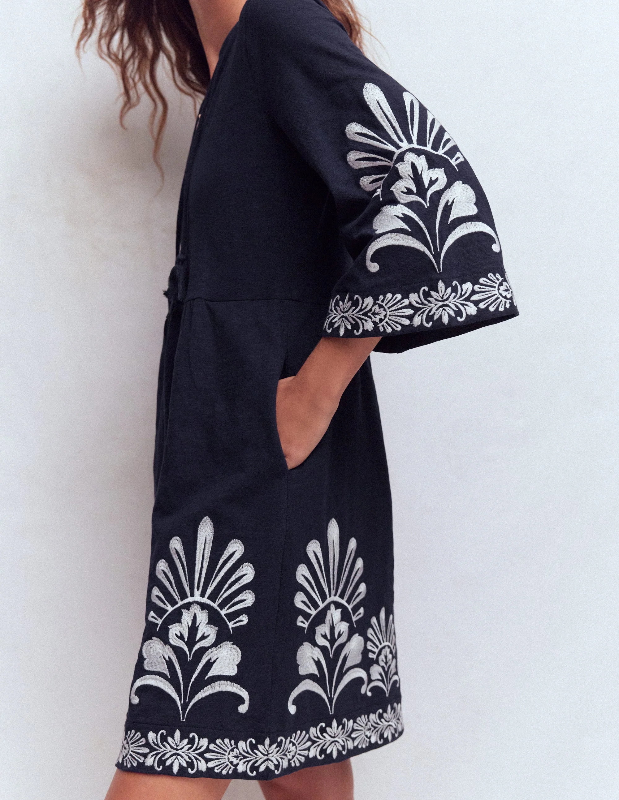 Short Kaftan Jersey Dress-Navy Embroidered - Image 2