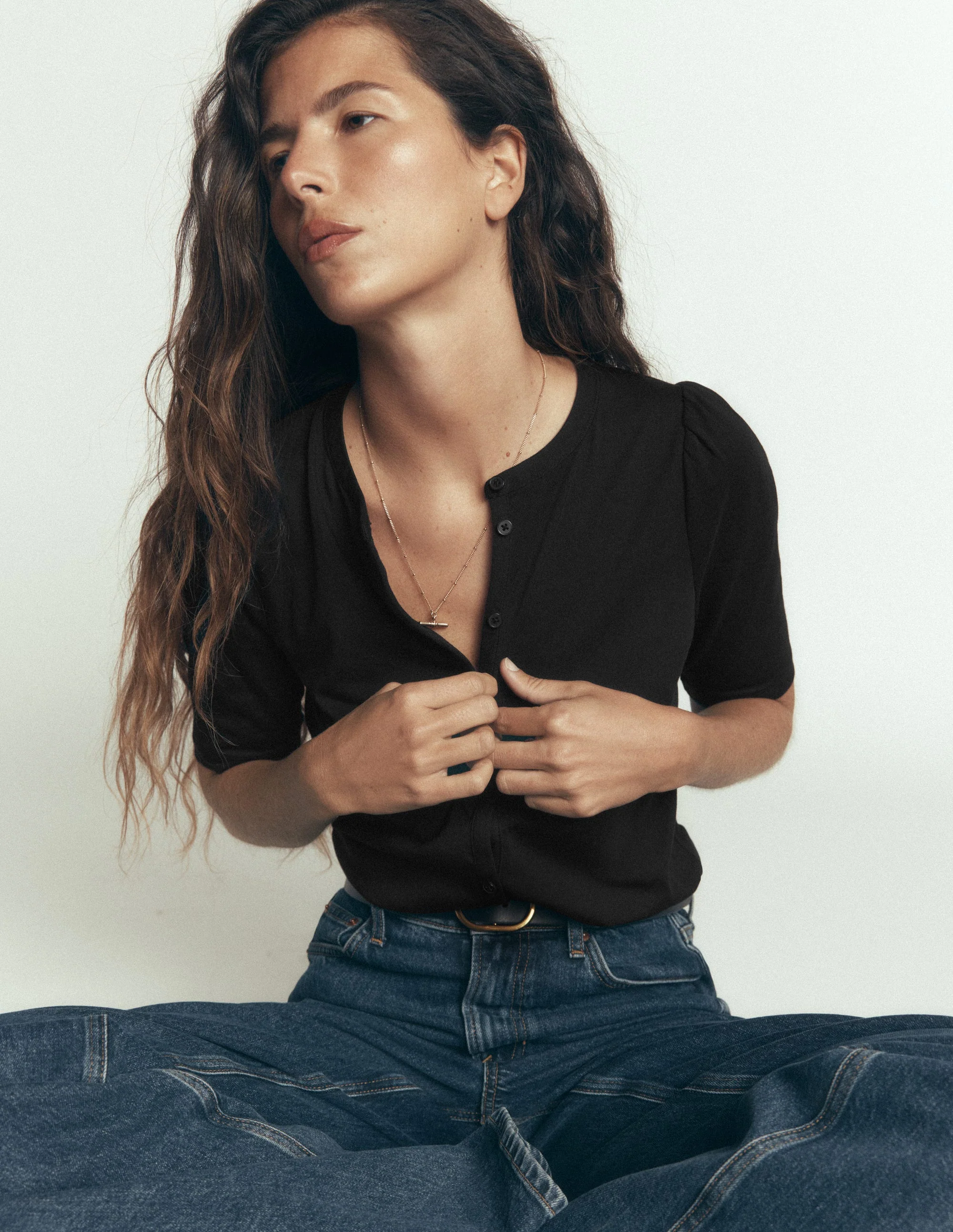Short Puff Sleeve Top-Black - Image 5