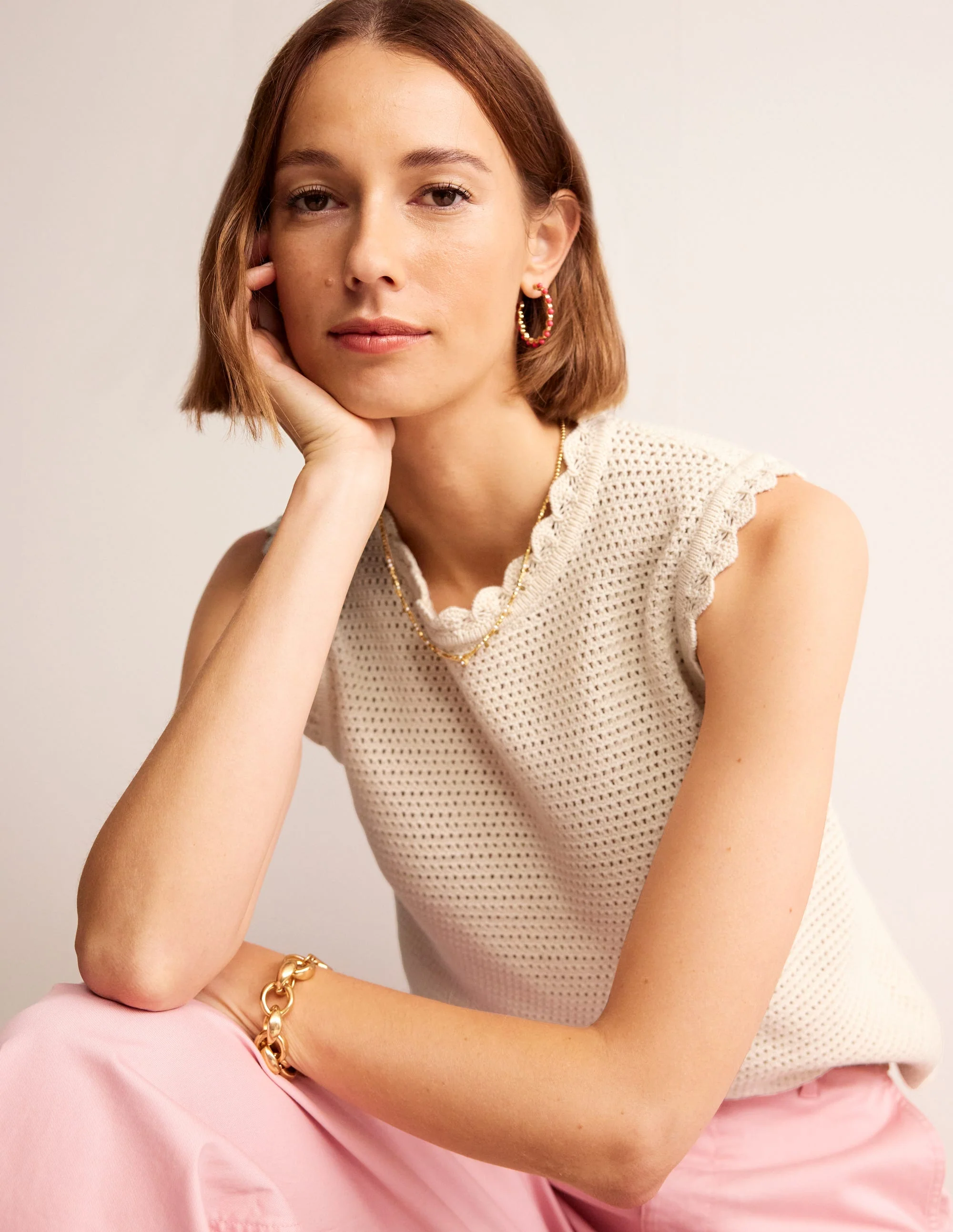 Textured Scallop Vest-Warm Ivory - Image 4