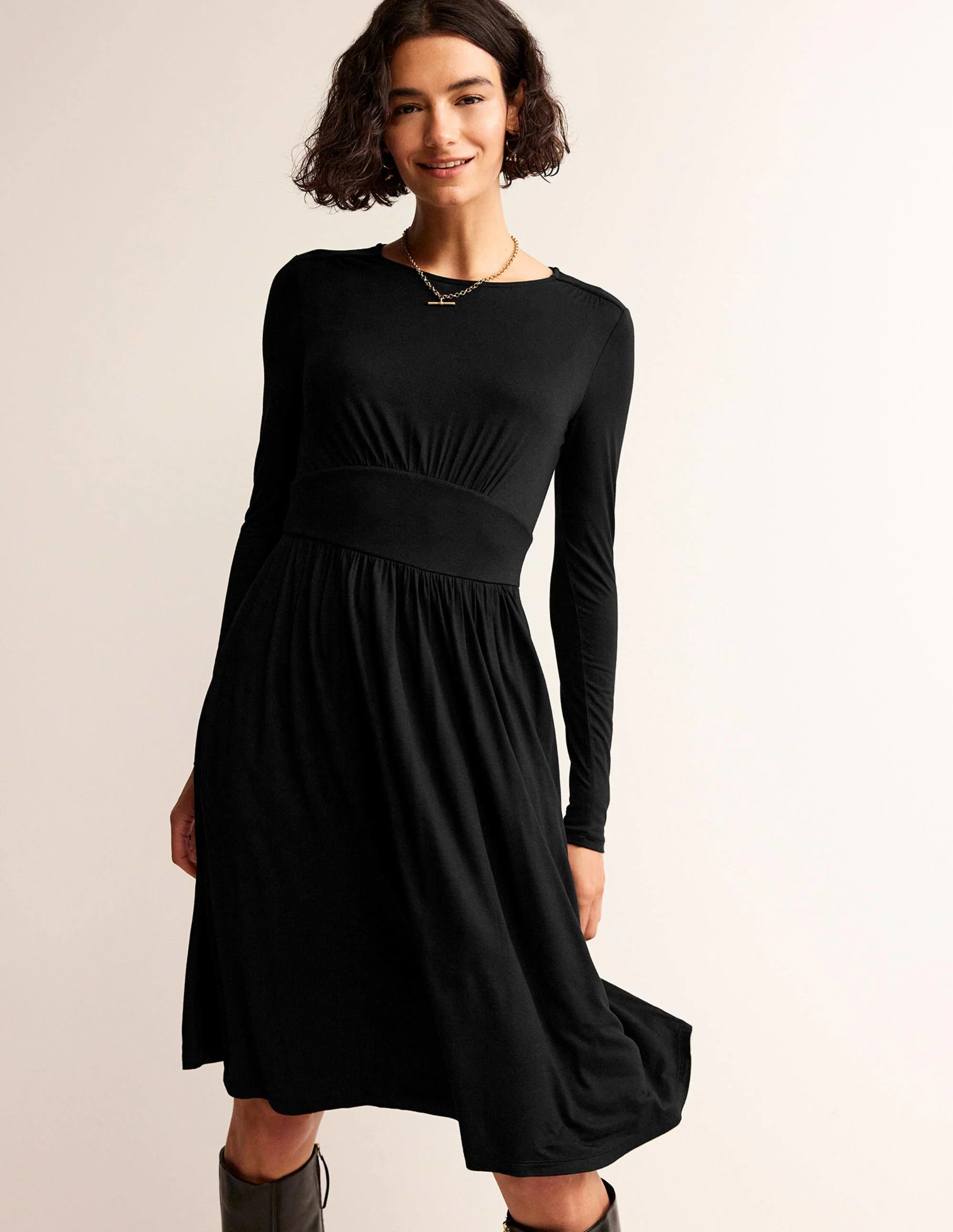 Thea Short Jersey Dress-Black