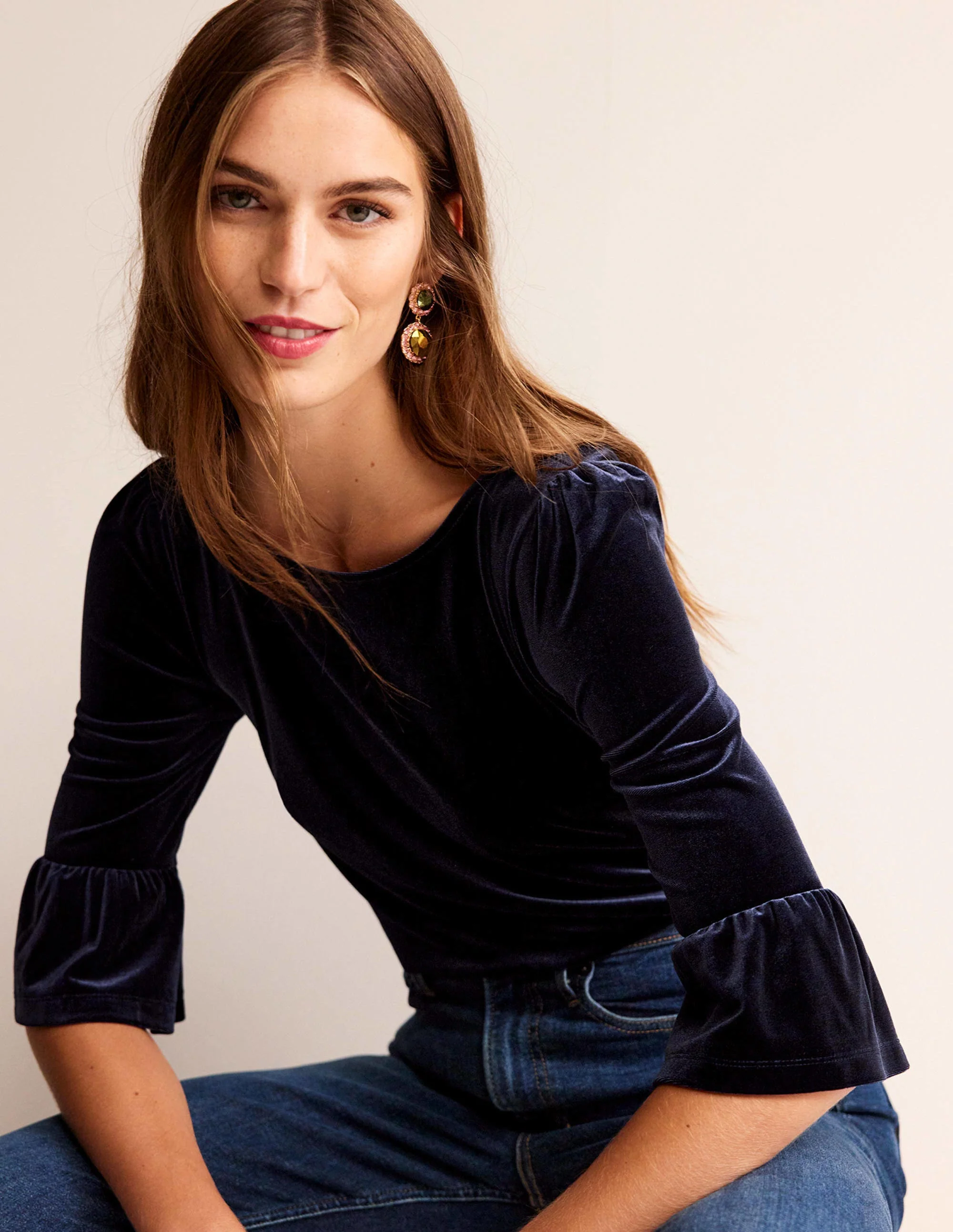 Velvet Ruffle Cuff Top-Navy