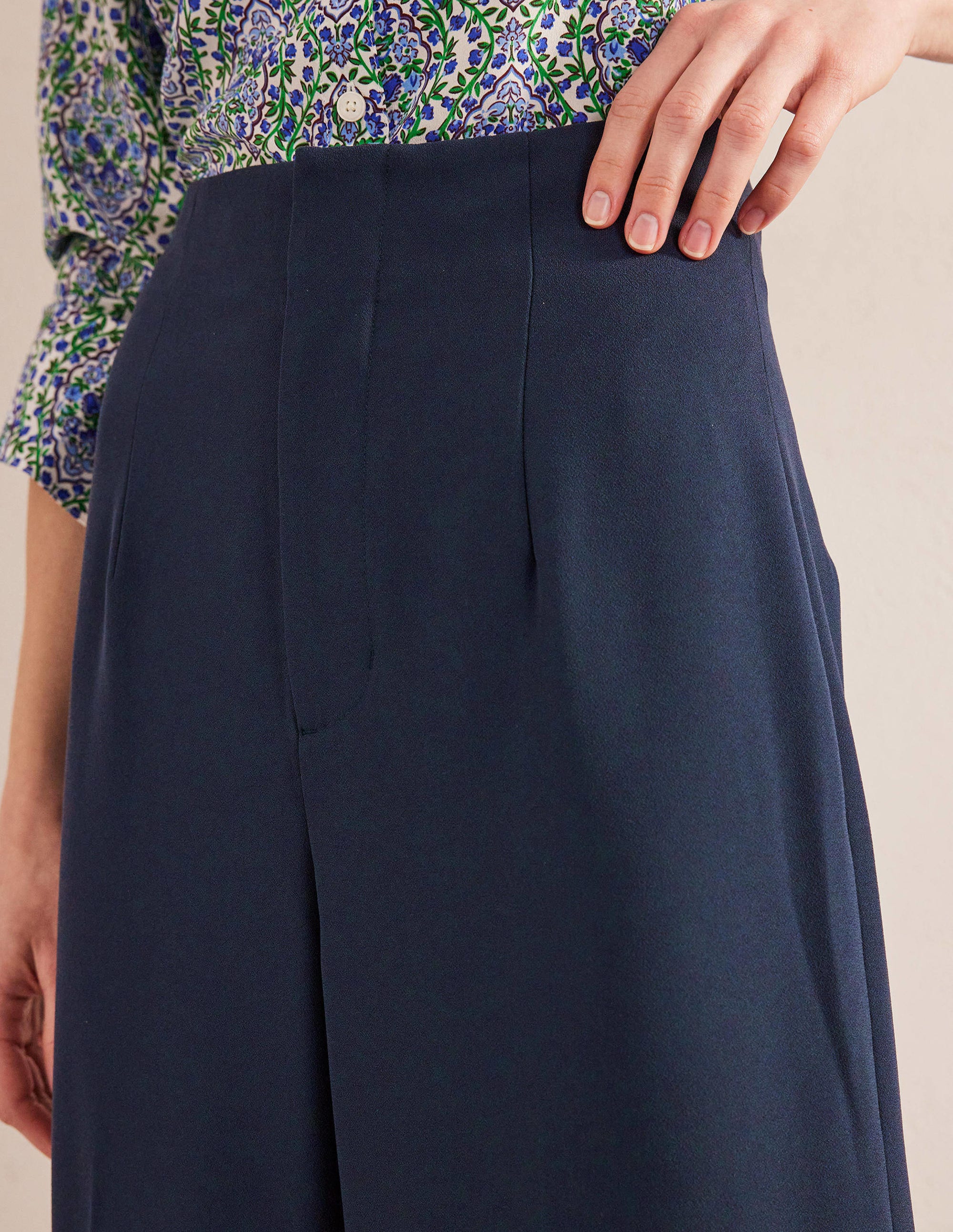 Wide Leg Crepe Pants-Navy - Image 2